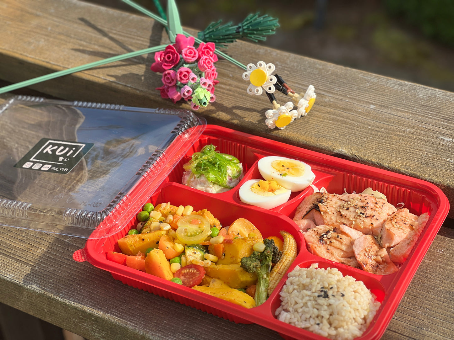 Salmon bento